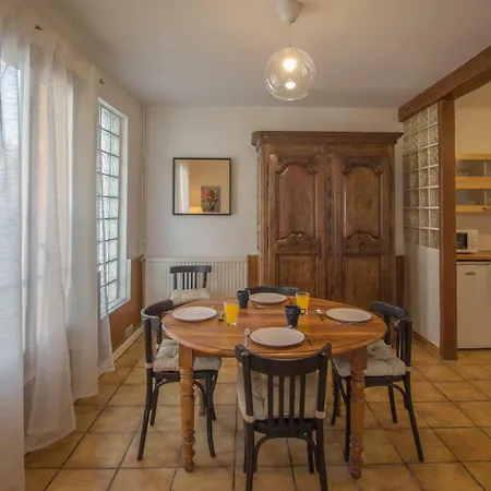 L'atelier Du Peintre